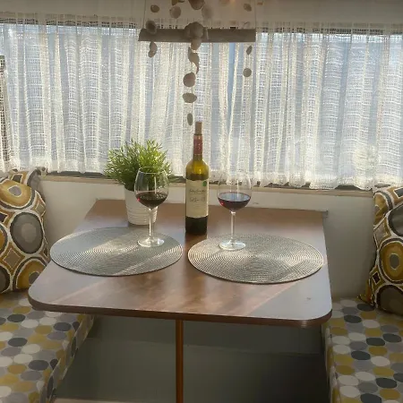 Camping Caravan Paradise - Delta Del Ebro *