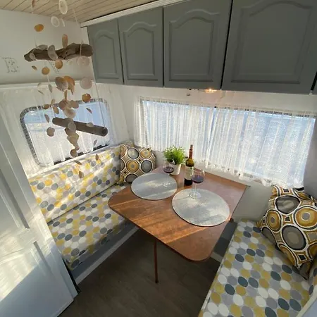 Caravan Paradise - Delta Del Ebro אתר קמפינג Camarles